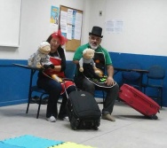 OFICINA : CANTAR , COLORI E CONTAR - BRINCANDO COM AS HISTÓRIAS - REDE DOCTUM - CURSO DE PEDAG