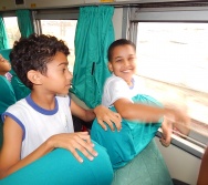 PROJETO NA TRILHA DOS VALORES - AULA DE CAMPO - PASSEIO DE TREM