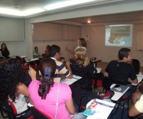 CURSO DE APRIMORAMENTO PARA EDUCADORES SOCIAIS - CDI : TEMA: BULLYING