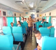 PROJETO NA TRILHA DOS VALORES - AULA DE CAMPO - PASSEIO DE TREM