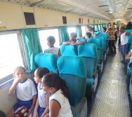 PROJETO NA TRILHA DOS VALORES - AULA DE CAMPO - PASSEIO DE TREM