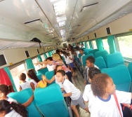 PROJETO NA TRILHA DOS VALORES - AULA DE CAMPO - PASSEIO DE TREM
