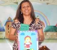 Curso Contando Histórias Colorindo Vidas - Turma 5