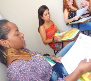 Curso Contando Histórias Colorindo Vidas - Turma 6