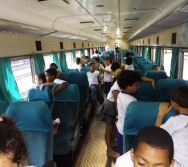 PROJETO NA TRILHA DOS VALORES - AULA DE CAMPO - PASSEIO DE TREM