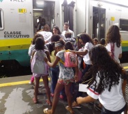 PROJETO NA TRILHA DOS VALORES - AULA DE CAMPO - PASSEIO DE TREM