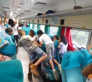 PROJETO NA TRILHA DOS VALORES - AULA DE CAMPO - PASSEIO DE TREM