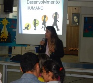 Projeto Vale nas Escolas - Palestra Limites e Afetividade - Escola de Pais