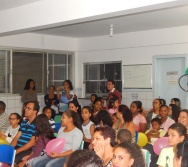 Projeto Vale nas Escolas - Palestra Limites e Afetividade - Escola de Pais