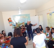 CURSO CONTANDO HISTÓRIAS COLORINDO VIDAS - RESGATE DA LUDICIDADE ATRAVÉS DAS HISTÓRIAS