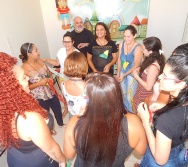 CURSO CONTANDO HISTÓRIAS COLORINDO VIDAS - RESGATE DA LUDICIDADE ATRAVÉS DAS HISTÓRIAS