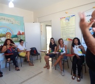 CURSO CONTANDO HISTÓRIAS COLORINDO VIDAS - RESGATE DA LUDICIDADE ATRAVÉS DAS HISTÓRIAS