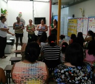 ESCOLA DE PAIS - PROJETO CUIDA DE MIM - BULLYING - BRINCADEIRA SEM LIMITES