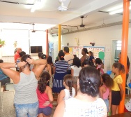 ESCOLA DE PAIS - PROJETO CUIDA DE MIM - BULLYING - BRINCADEIRA SEM LIMITES