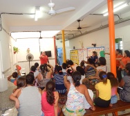 ESCOLA DE PAIS - PROJETO CUIDA DE MIM - BULLYING - BRINCADEIRA SEM LIMITES