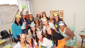 CURSO CONTANDO HISTÓRIAS COLORINDO VIDAS - AULA 1 - GRUPO 6