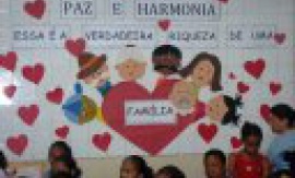 MINHA CASA TAMBÉM É COLORIDA - ESCOLA DE PAIS - EMEF ANTÔNIO V. REZENDE II