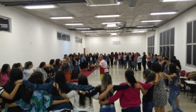 Oficina O contador de histórias que habita o educador. Multivix Serra.