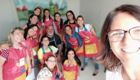 Curso Contando Histórias Colorindo Vidas - Aspectos Terapêuticos (Formatura)