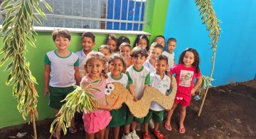 MASCOTE PROJETO COLORIR SUSTENTÁVEL PREMIADO - PARCERIA COM A EMPRESA ELKEM