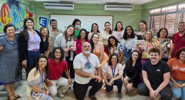 PROJETO APOIE - SEDU/CARIACICA - ES - COLORIR TRABALHANDO AS DIFERENÇAS COM PSICÓLOGOS E ASSISTENTES SOCIAIS