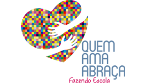 Secretária Luciana Malline apresenta o projeto 